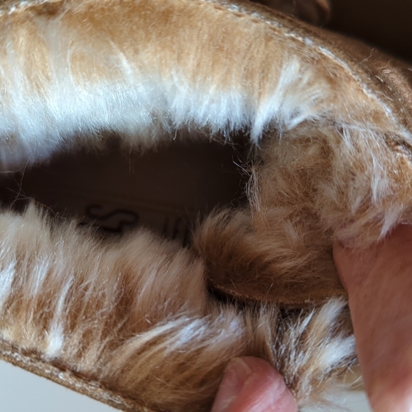 Leila Stone rabbit fur lined brown suede Vegan tan lace up heeled boots. Size 8 - Picture 6 of 9